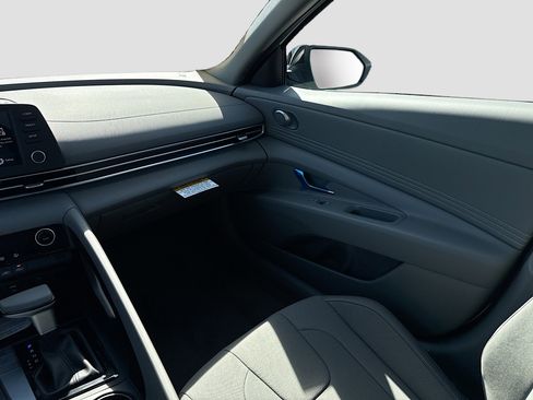 New 2026 Hyundai Elantra Sport FWD image 16