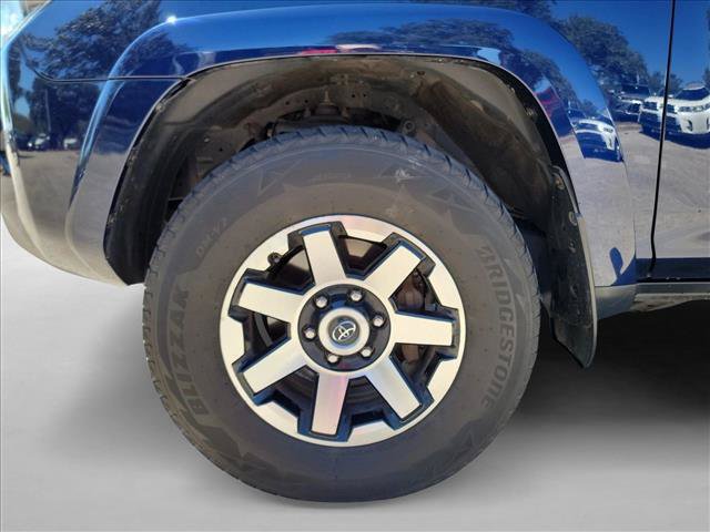 Used 2019 Toyota 4Runner TRD Off-Road Premium AWD/4WD image 28
