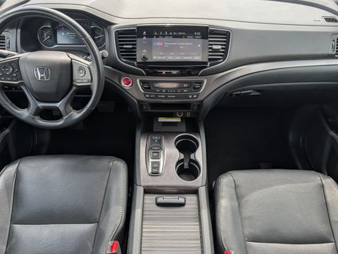 Used 2023 Honda Passport EX-L image 10