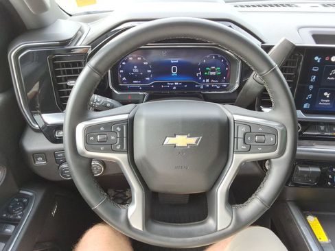 Certified 2025 Chevrolet Silverado 2500 LTZ w/ LTZ Plus Package AWD/4WD image 27