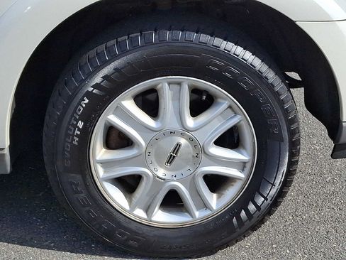 Used 2004 Lincoln Aviator 2WD image 8
