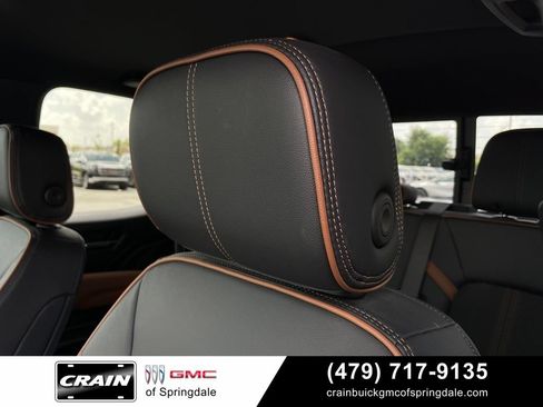 Used 2024 GMC Canyon AT4 AWD/4WD image 21