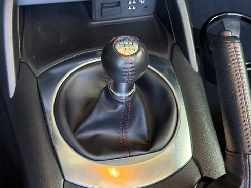 Used 2016 MAZDA MX-5 Miata Club RWD image 19