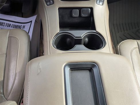 Used 2019 GMC Yukon SLT w/ Open Road Package image 21