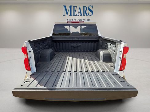 Used 2025 Chevrolet Silverado 1500 LT Trail Boss w/ Convenience Package II image 14