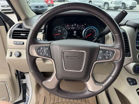 Used 2018 GMC Yukon Denali w/ Open Road Package RWD image 21