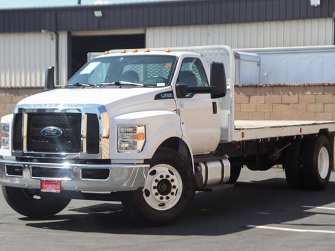 Used 2019 Ford F650 2WD Regular Cab Super Duty image 4