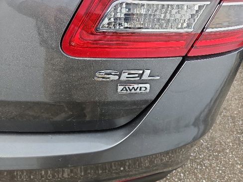 Used 2015 Ford Taurus SEL w/ Equipment Group 201A image 5