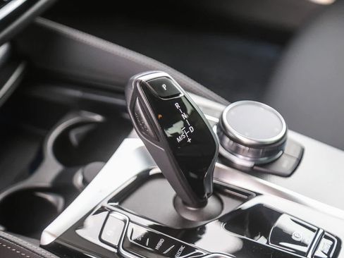 Certified 2023 BMW 530e w/ M Sport Package image 16