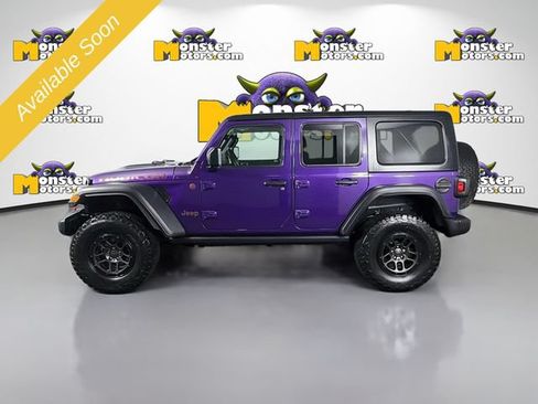Used 2023 Jeep Wrangler Unlimited Rubicon w/ Xtreme Recon 35" Tire Package AWD/4WD image 8