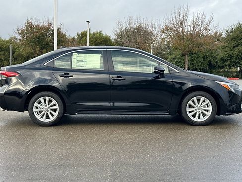 New 2026 Toyota Corolla XLE image 3