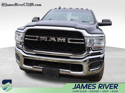 Used 2021 RAM 2500 Tradesman AWD/4WD image 4