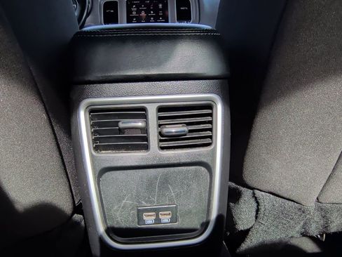 Used 2023 Dodge Charger SXT image 35