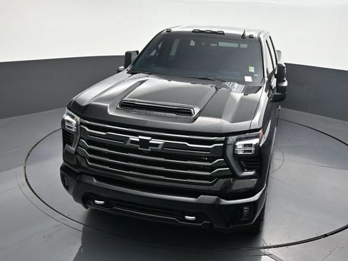 Used 2024 Chevrolet Silverado 2500 High Country w/ Midnight Edition AWD/4WD image 29