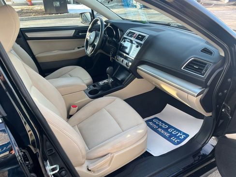 Used 2017 Subaru Legacy 2.5i Premium image 17