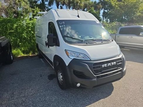 Used 2025 RAM ProMaster 2500 w/ Safety Group FWD image 4