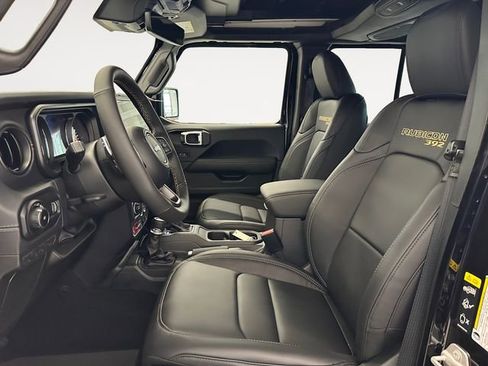 New 2025 Jeep Wrangler Unlimited Rubicon 392 image 9