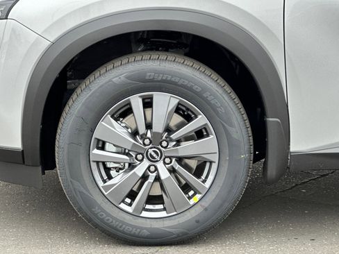 New 2025 Nissan Pathfinder S image 26