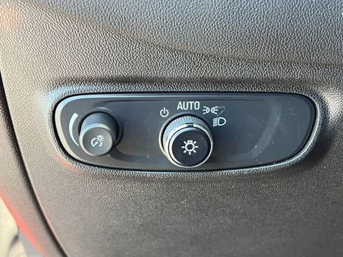 Used 2024 Chevrolet Equinox LT AWD/4WD image 18