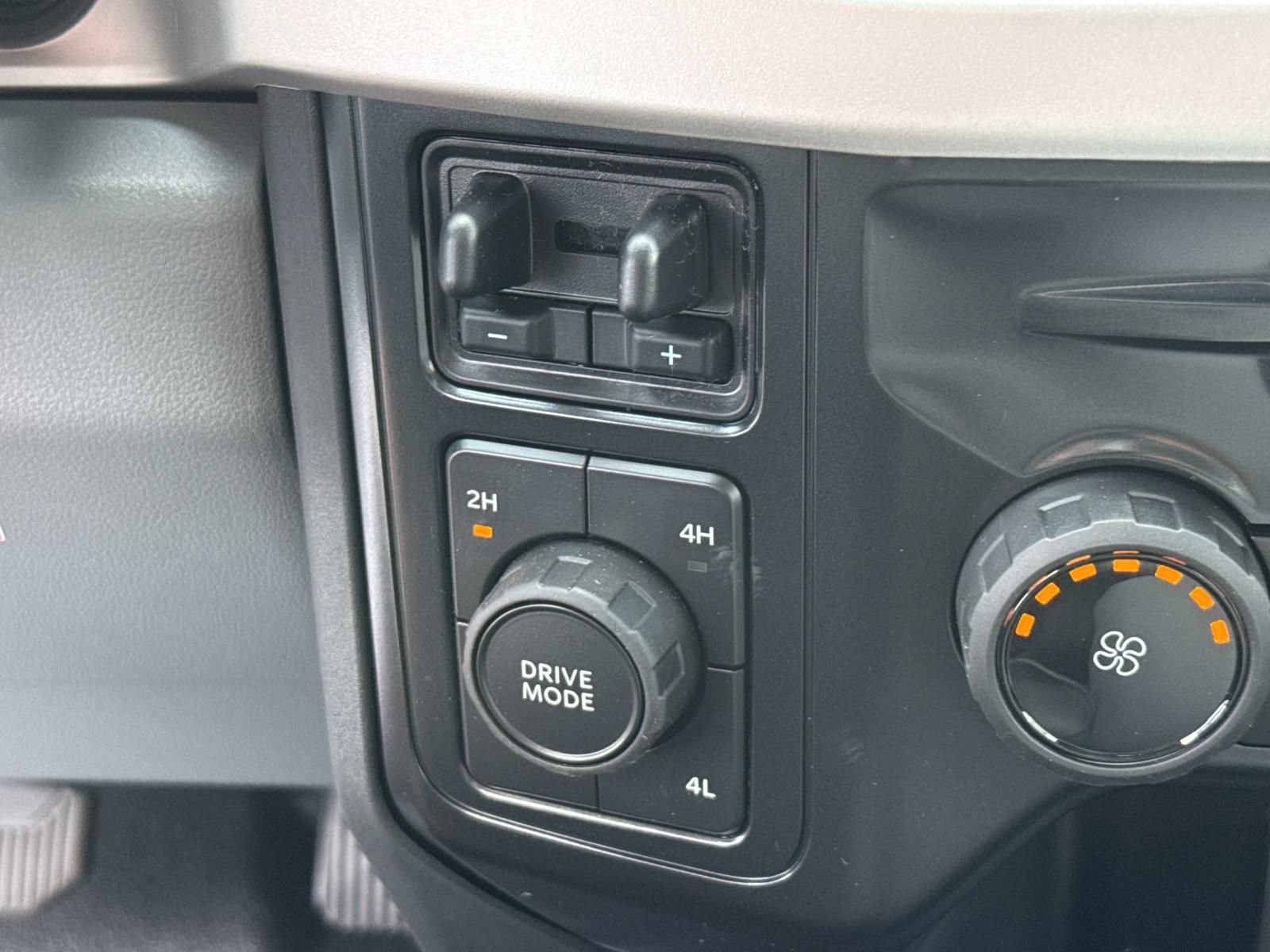New 2026 Ford F550 4x4 SuperCab Super Duty image 17