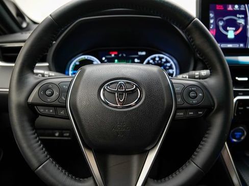 Used 2021 Toyota Venza XLE w/ Softex Package AWD/4WD image 13