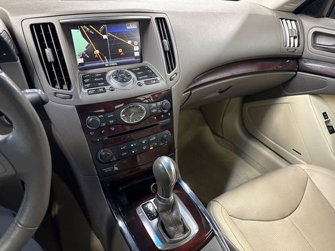 Used 2013 INFINITI G37 Sport w/ Premium Pkg image 42