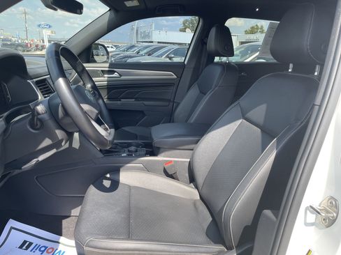 Used 2020 Volkswagen Atlas Cross Sport SEL AWD/4WD image 35