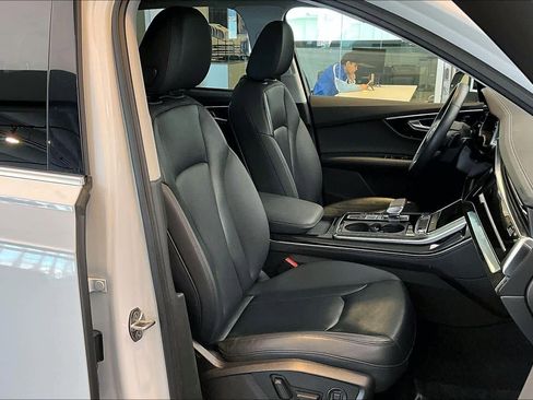 Used 2023 Audi Q7 Premium Plus w/ Premium Plus Package image 9