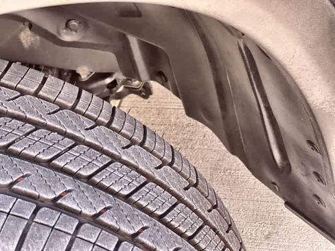 Certified 2025 Honda Pilot Touring image 23