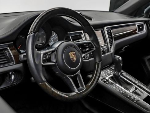 Used 2015 Porsche Macan S AWD/4WD image 18