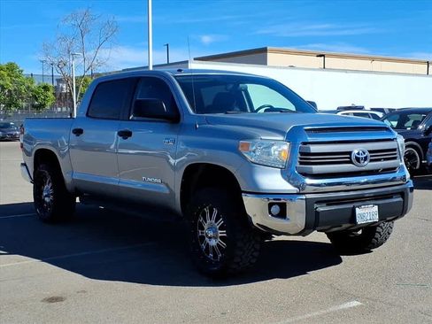 Used 2014 Toyota Tundra SR5 w/ SR5 Upgrade Package image 3