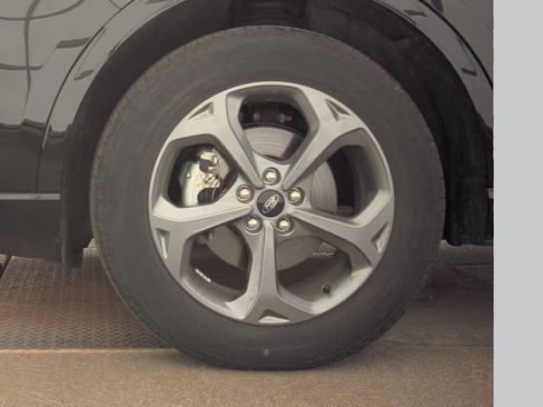 Used 2024 Ford Escape ST-Line w/ Tech Pack #1 AWD/4WD image 9