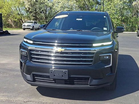New 2026 Chevrolet Traverse LT w/ LPO, Floor Liner Package FWD image 6