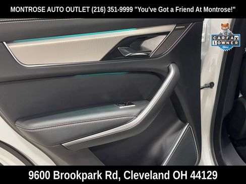 Used 2025 Jaguar F-PACE R-Dynamic S image 34