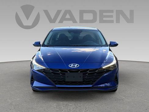 Used 2023 Hyundai Elantra SEL image 19