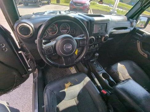 Certified 2017 Jeep Wrangler Sahara AWD/4WD image 27