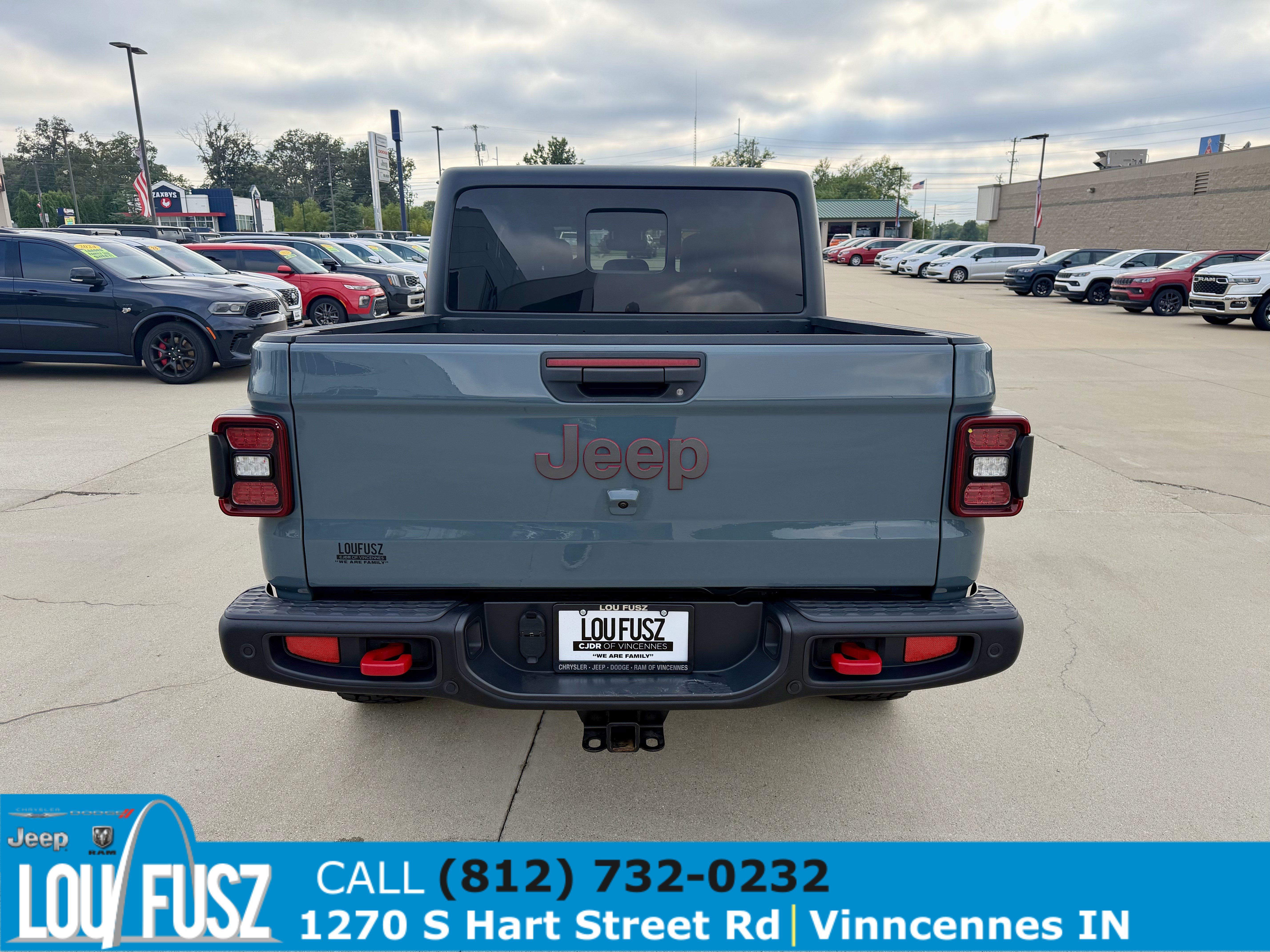 Used 2025 Jeep Gladiator Rubicon w/ Safety Group AWD/4WD image 7