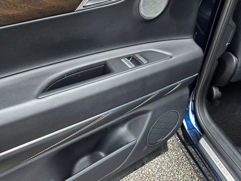 Used 2023 Genesis GV80 2.5T w/ Prestige Package image 10