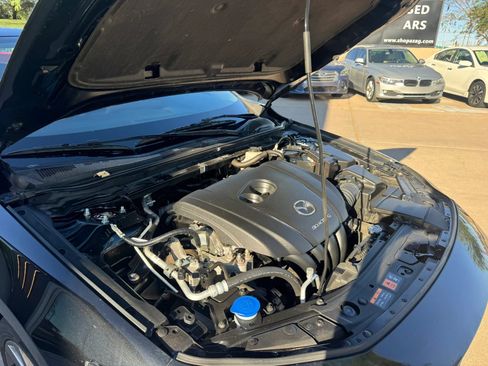 Used 2021 MAZDA MAZDA3 s FWD image 35