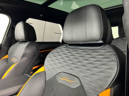 New 2026 Bentley Bentayga Speed image 17