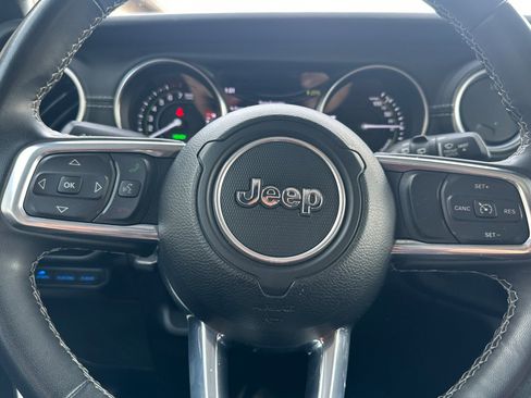 Used 2023 Jeep Wrangler Sahara image 24