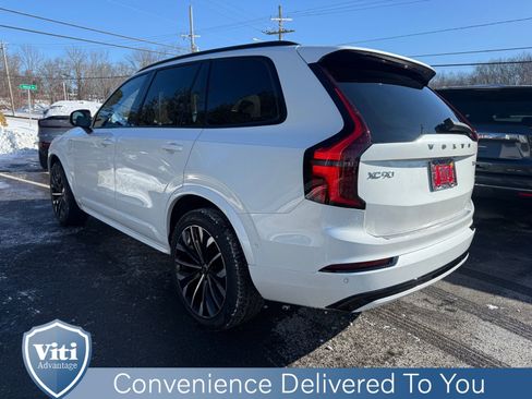 New 2026 Volvo XC90 T8 Ultra w/ Lounge Package image 6