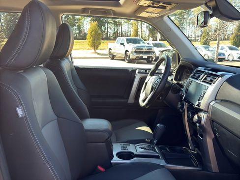 Used 2024 Toyota 4Runner SR5 Premium w/ Moonroof Package image 20