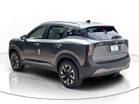 New 2026 Nissan Kicks SV w/ SV Premium Package AWD/4WD image 3