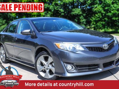 Used 2012 Toyota Camry SE w/ Leather Pkg