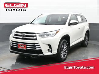Used 2019 Toyota Highlander XLE video 1
