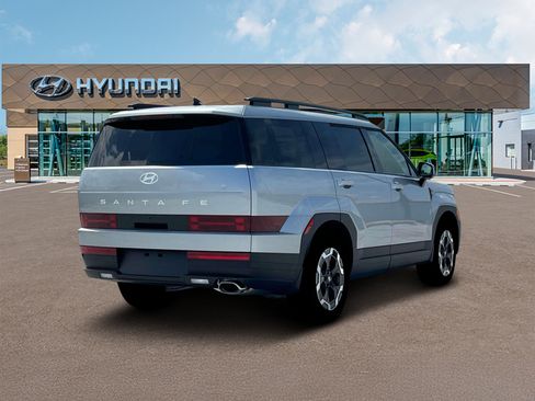 Used 2026 Hyundai Santa Fe SEL FWD image 7