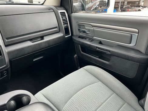 Used 2024 RAM 1500 Classic SLT image 10