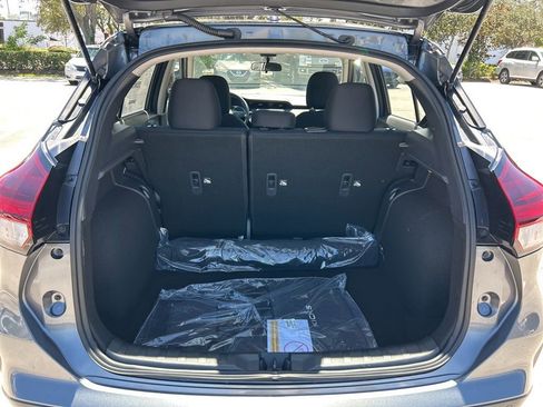 New 2025 Nissan Kicks Play S image 40