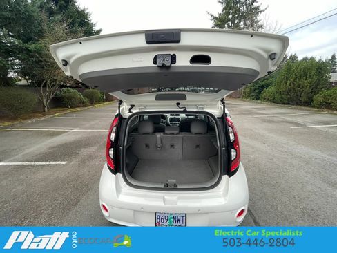 Used 2017 Kia Soul EV + w/ Sun & Fun Package image 54